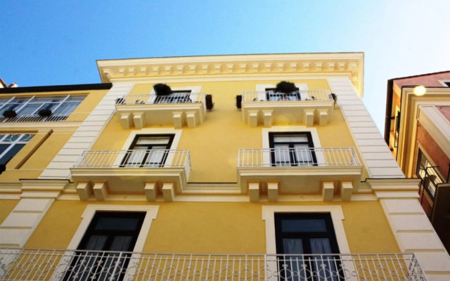 Palazzo Starace