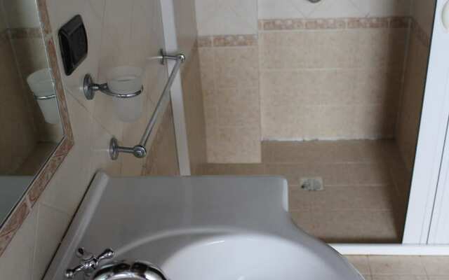 Vibrant Holiday Home in Matino With Swimming Pool