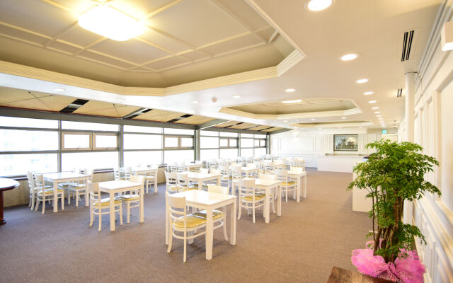 Utopia Tourist Hotel