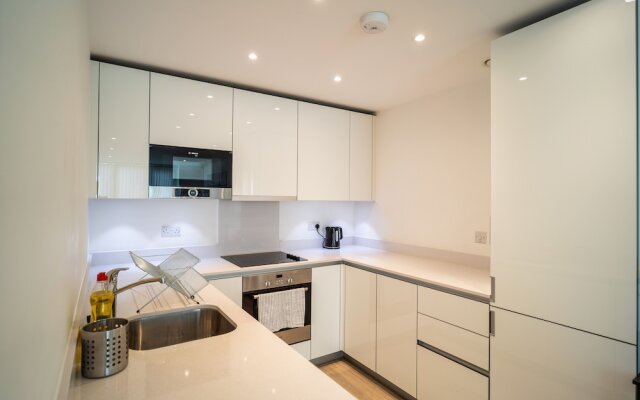 Luxury 2-bed Croydon Apartment Near Gatwick