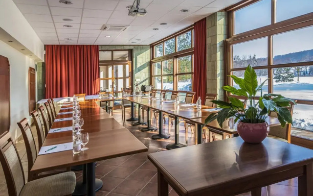 Forest Hills Hotel & Golf