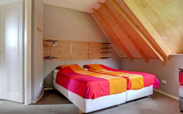 Unique Holiday Home in Noordwolde With Garden