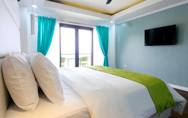 Manarra Seaview Resort