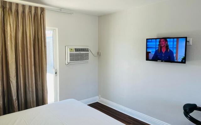Lanai Motel