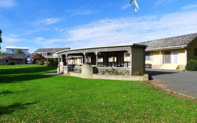 Willaway Motel Apartments