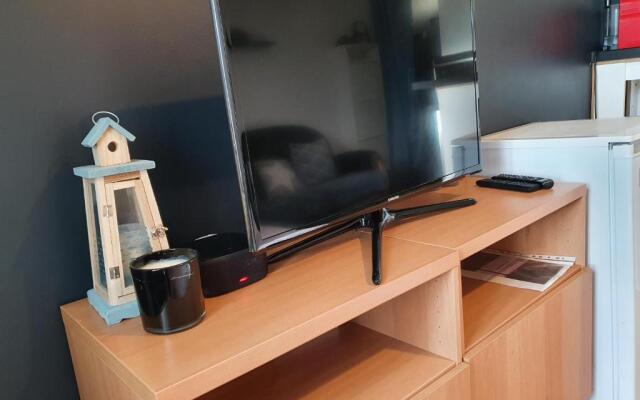 Grand studio design proche de La Défense