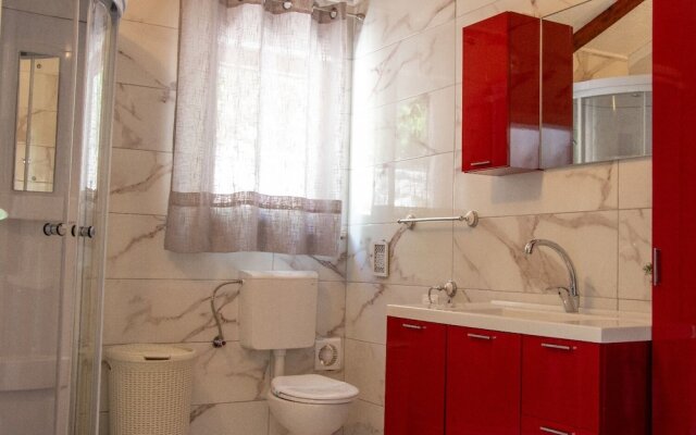 Three Holiday Homes - H1 Azur