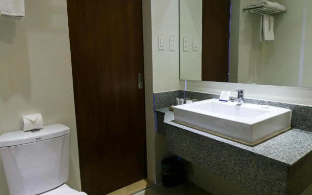 Solea Seaview Resort