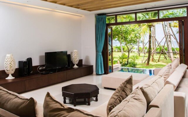 Amatapura Beach Villa 14