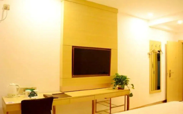 GreenTree Inn Taiyuan Wanbailin District West Bua Station Express Hotel