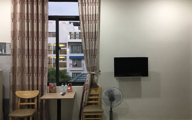 Reddoorz Near My Khe Beach 2