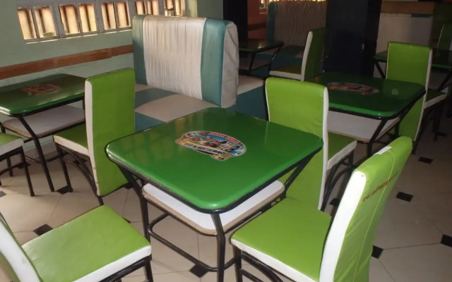 Shield Park Villa Hotel