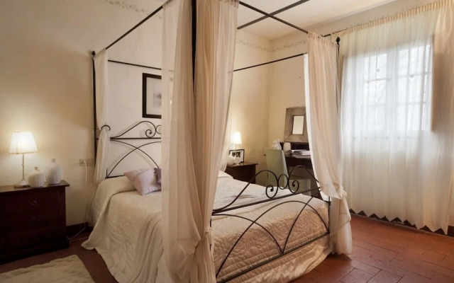 La Grotta Della Rocca