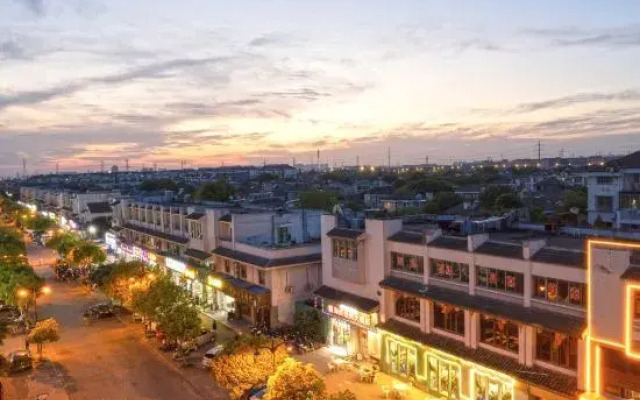 Homeinn · neo (Kunshan Qiandeng Ancient Town)