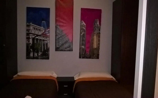 Reina Victoria Apartaments & SuiteS TPH