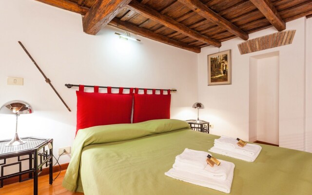 Rome as you feel - Teatro Pace Apartment