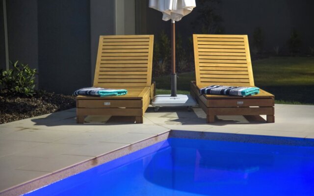 Hamptons ,  Sanctuary Cove