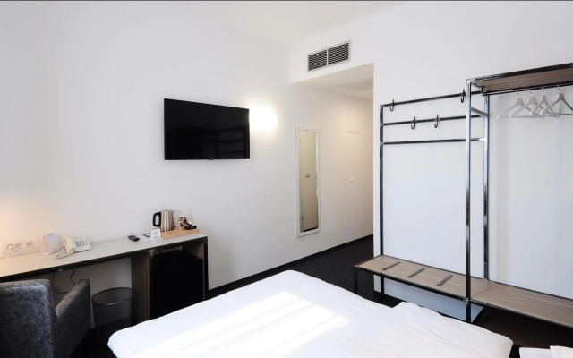 Best Western Airport Hotel Stella