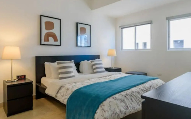 Apartment in Piantini Sleeps 12
