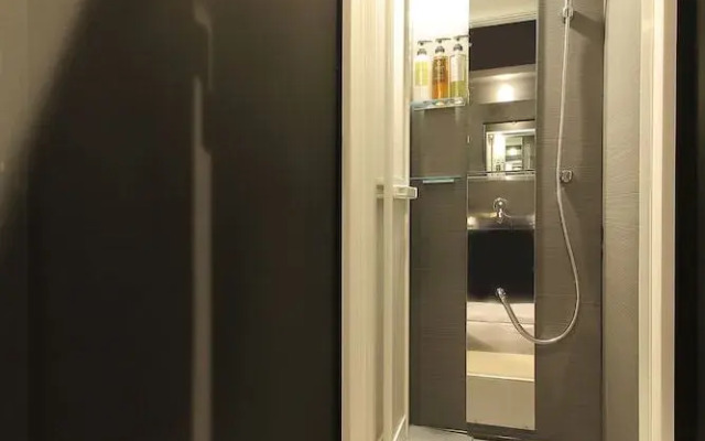 Small Hotel - Hostel