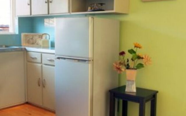 Studio Q Apartments