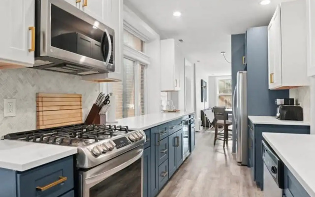 Beautiful Rental Unit in Chicago