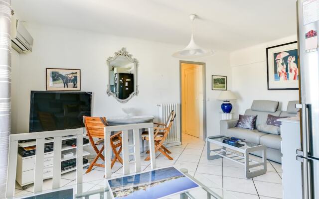 Parc Alexandra Apartment 1