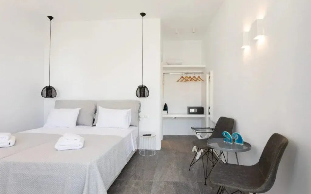 Mytheo Luxury Studios