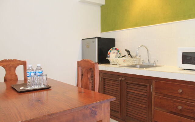 Chac Chi Hotel and Suites