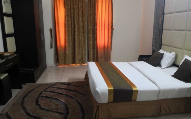 Oyo 496 Rose Abha