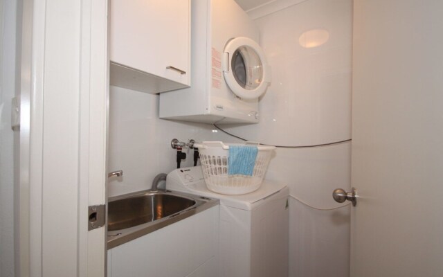 Skyline, Unit 8/12 Thurlow Avenue