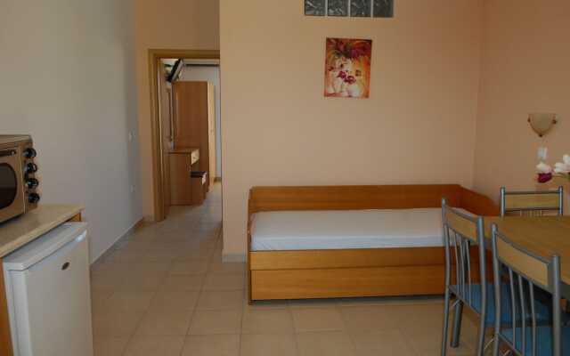 Barbie Hotel Apartments