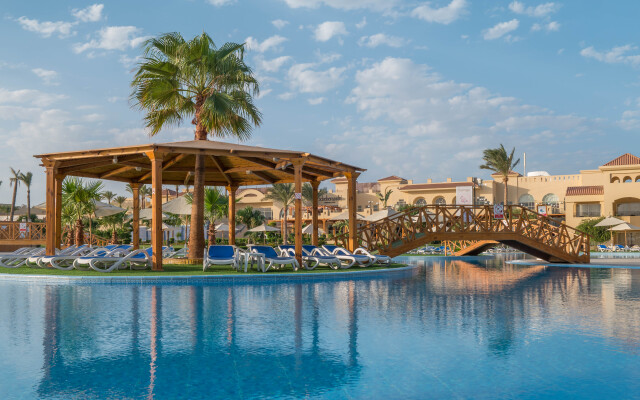 Cleopatra Luxury Resort Makadi Bay