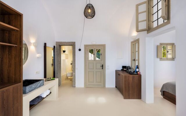 Azanti Suites