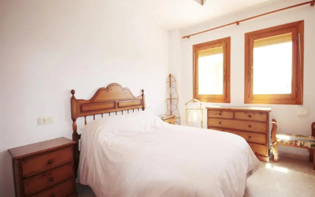 Saladar in J vea With 3 Bedrooms and 2 Bathrooms