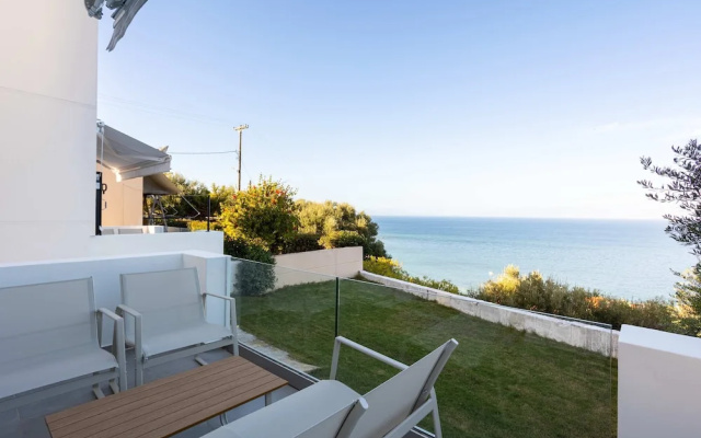 Eneos Boutique Residence - Koroni Garden Gem