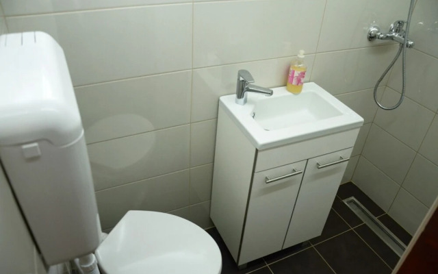 Mare- Close to the sea - H