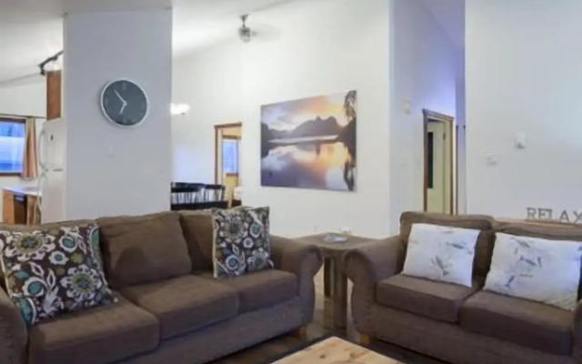 Snow Valley Lodging