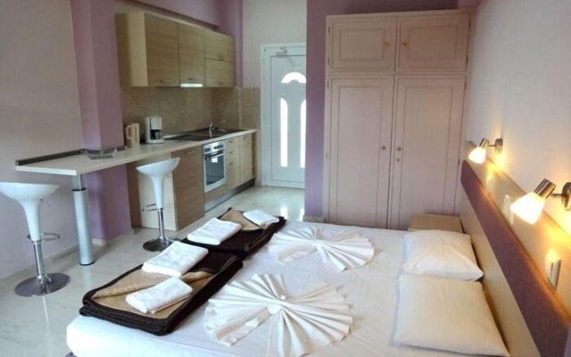 Albatros Studios & Apartments