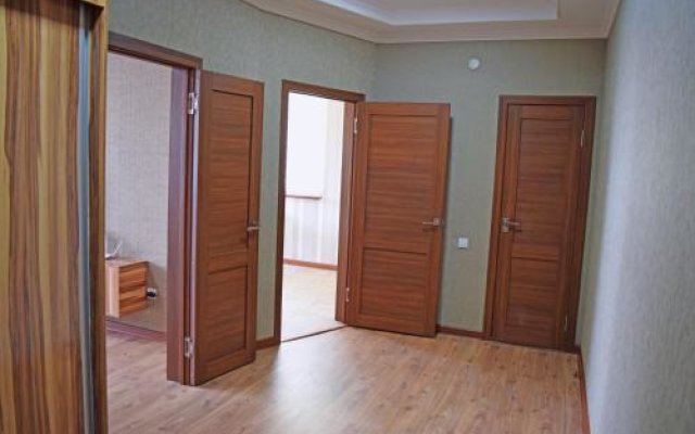Apartment Kievskaya 114/2