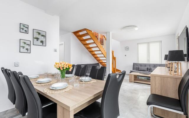 Penthouse Baltic Park 16/331 by Renters