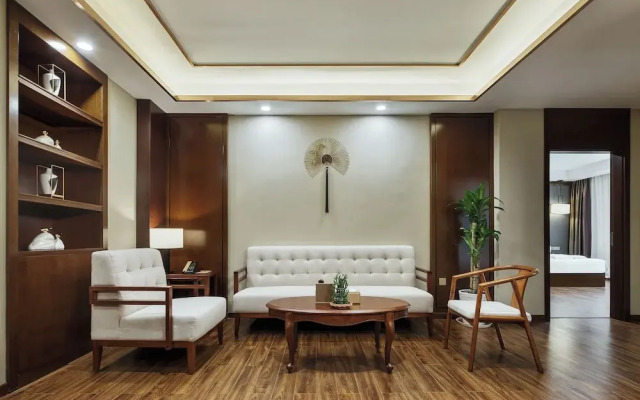 Rose Garden International Hotel