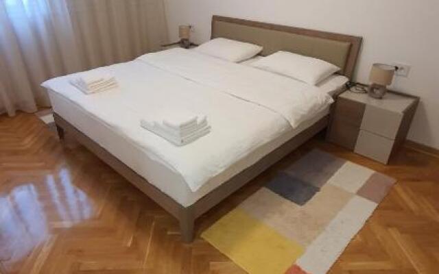 Apartman 8