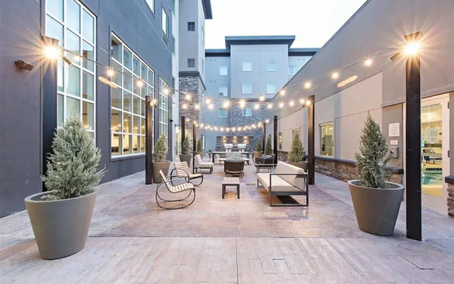 Staybridge Suites Denver North