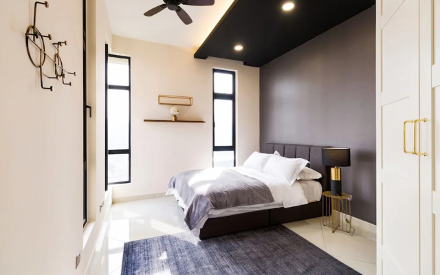 J DUPION Boutique Suites by NowHere