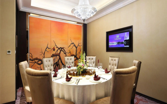 Yiwu Zhonglian Kaixin Hotel