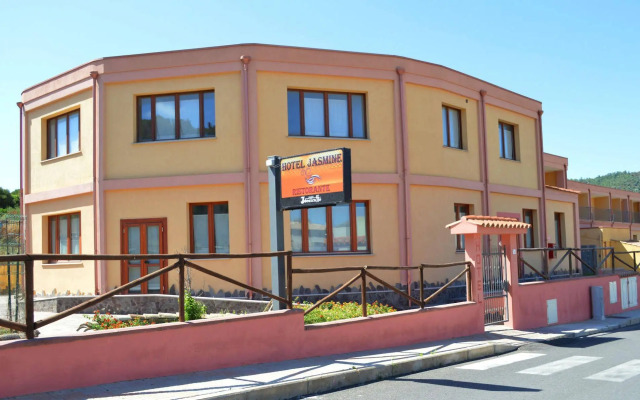 Hotel Jasmine