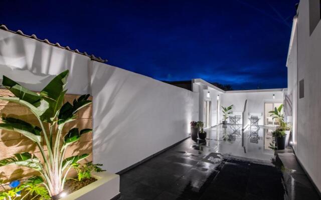 Sunwaves Beach studio I