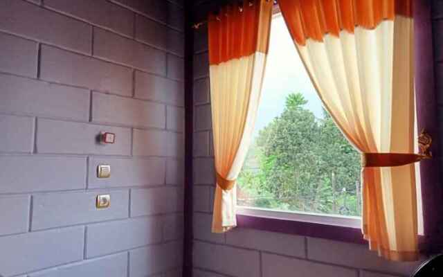 Ungu Hotel Garut