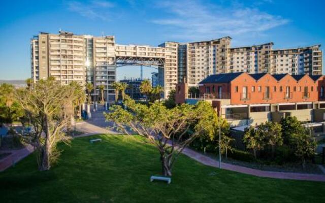 Manhattan Quarter Luxury Apartments